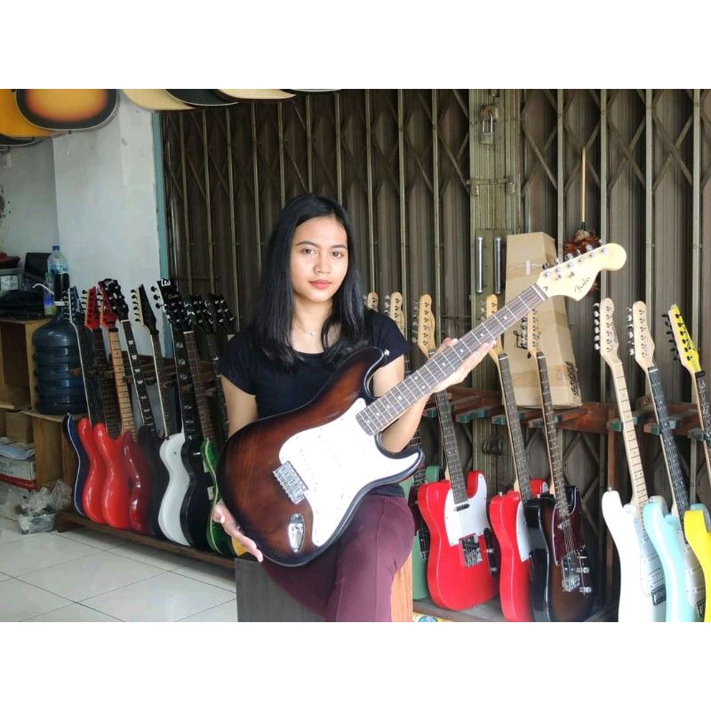 GITAR ELEKTRIK FENDER STRATOCASTER