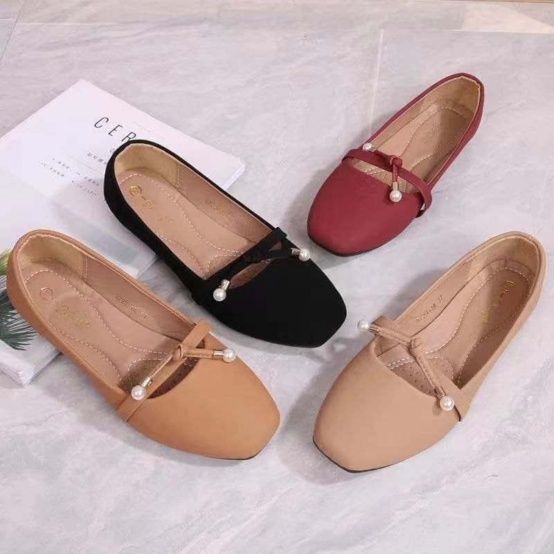 HM 13 FLATSHOES WANITA