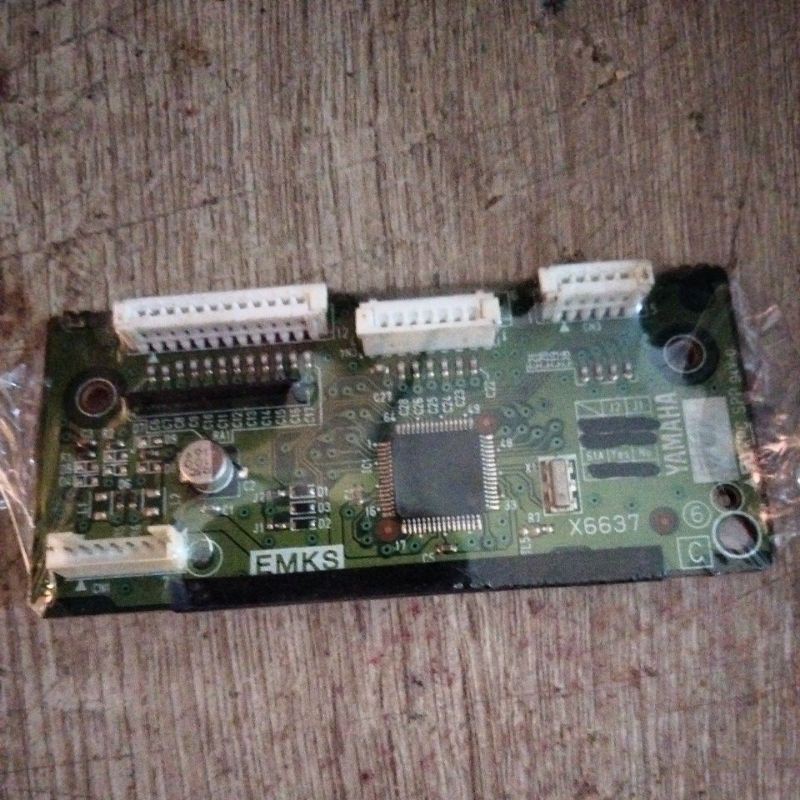 EMKS keyboard yamaha