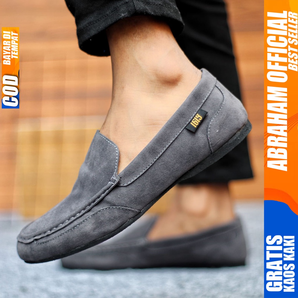 Sepatu Slip On Pria Sepatu Casual Pria Suede Kerja Kantor Kuliah Kondangan Sepatu Slop Pria Sepatu Hitam Pria MOODMAX ABRAHAM