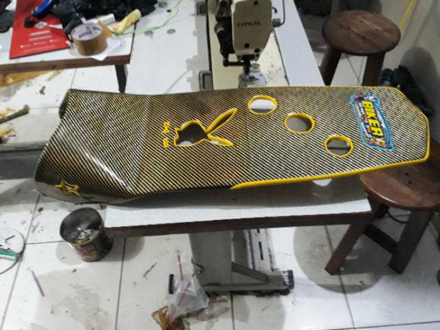 Jok vixion old lubang plaboy karbon biker