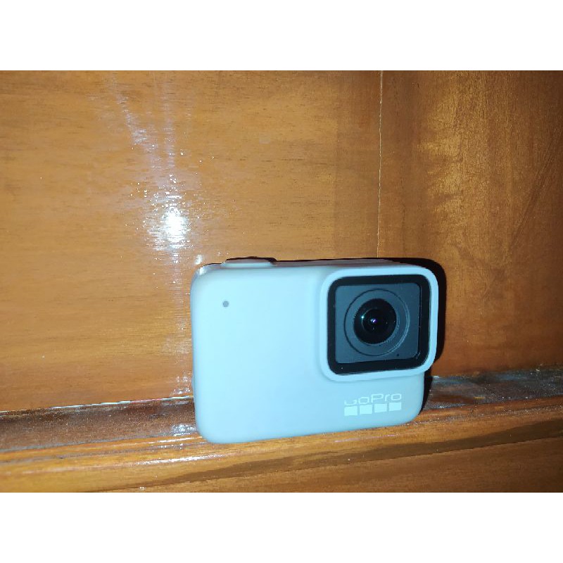 GOPRO HERO 7 WHITE bekas