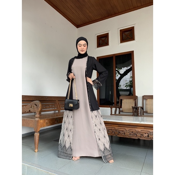 Vienna dress by burgundi kaftan