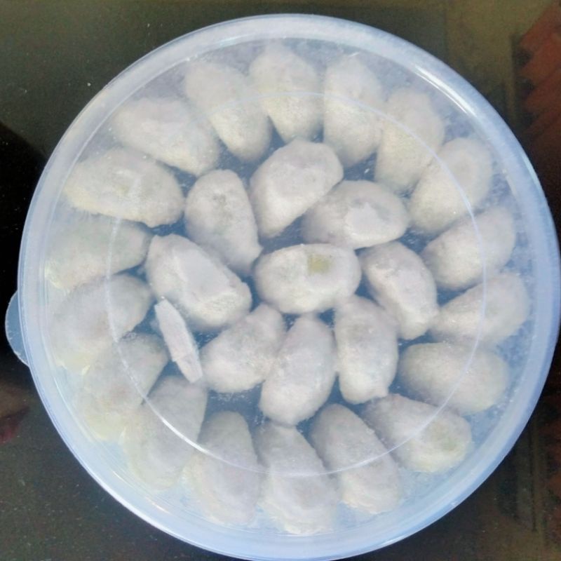 

kue lebaran putrisalju pandan,kemasan 750ml