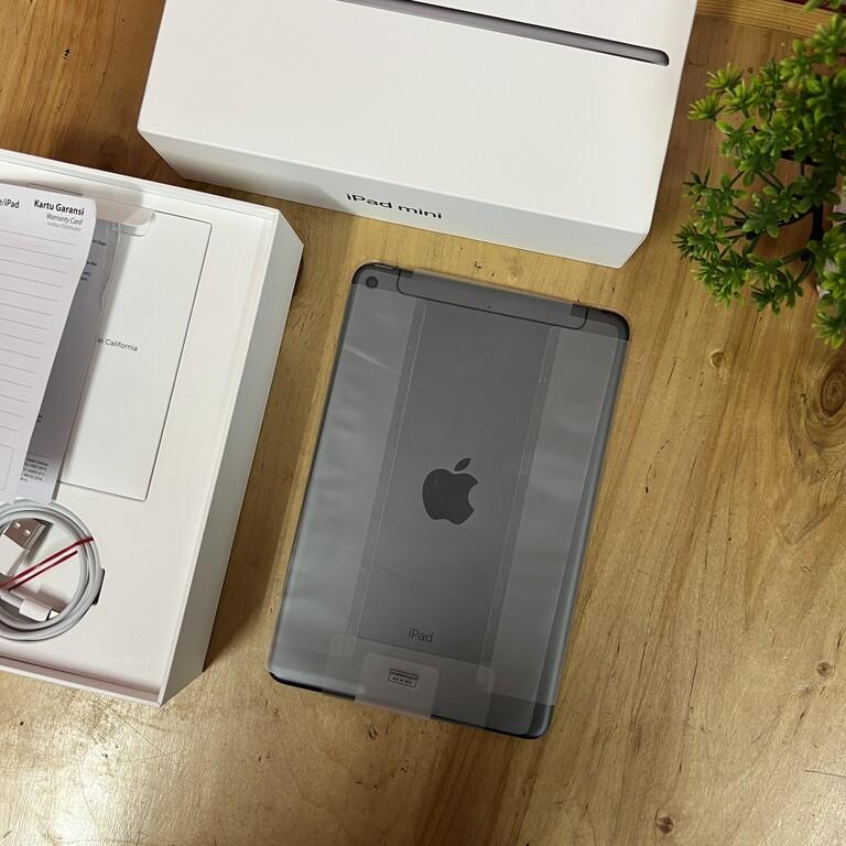 iPad Mini 5 5th Gen 64GB Cell Wifi Super Like New Garansi resmi iBox Oktober 2022