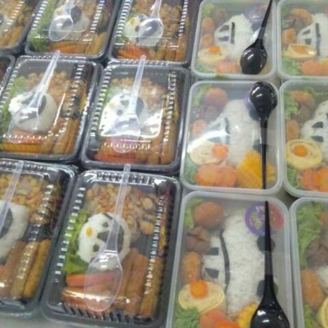 

Bento karakter dengan bentuk Mobil