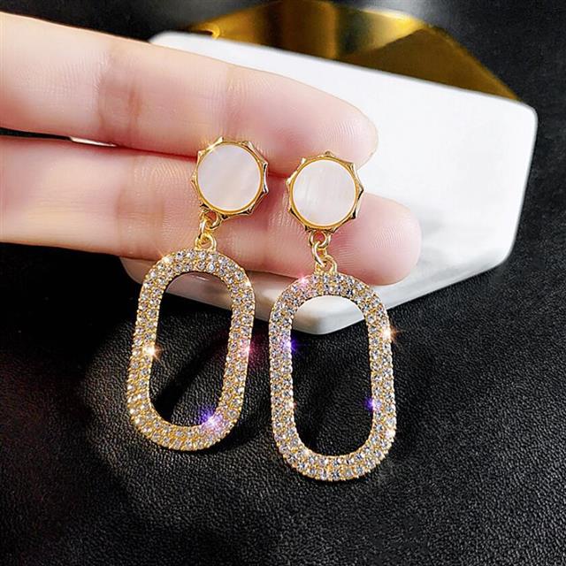 925 jarum perak Oval panjang aksesoris berlian imitasi anting-anting wanita temperamen Korea anting-