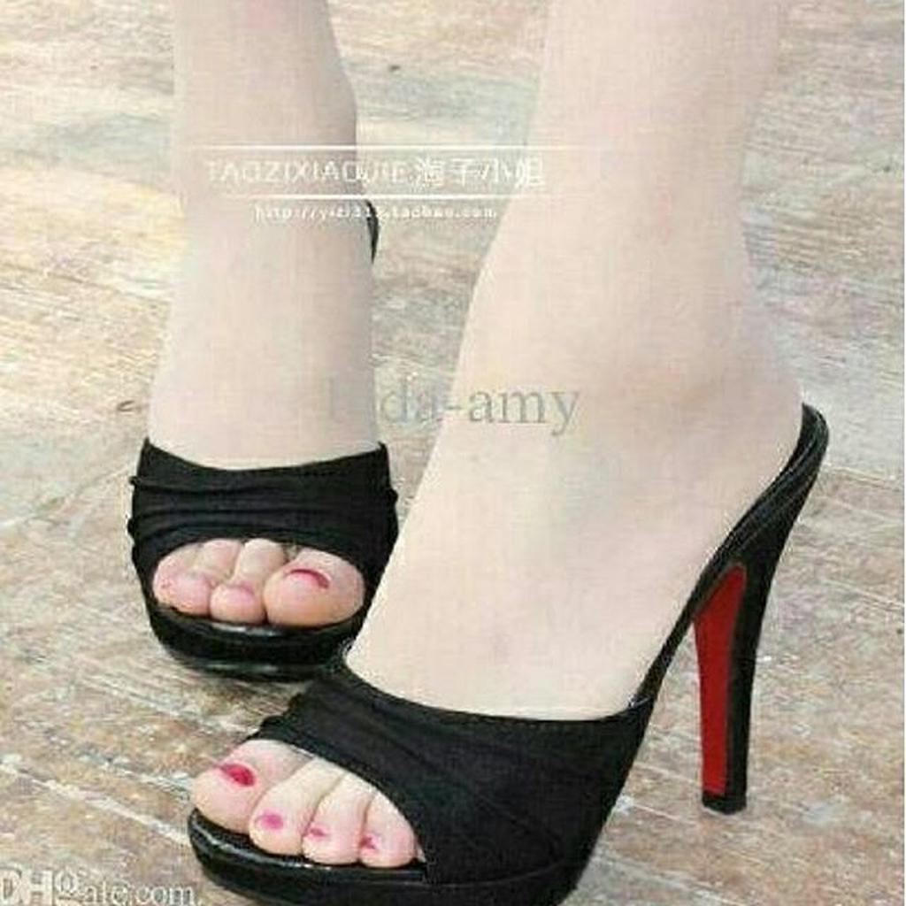 Heels Black