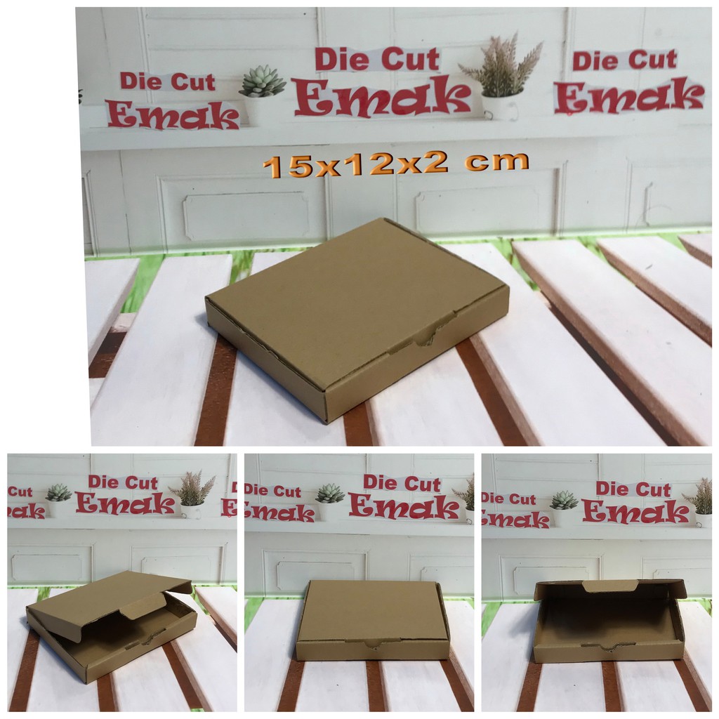

kardus uk.15x12x2 cm kotak box karton Die Cut