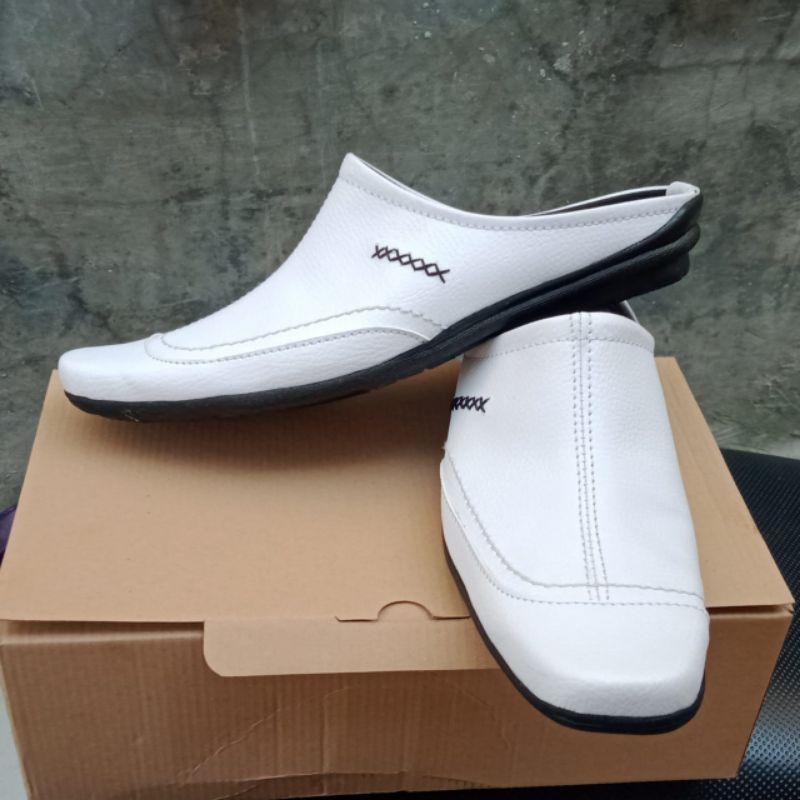 sepatu sendal/slop habib Bahar putih/sendal slop santri/sendal casual putih