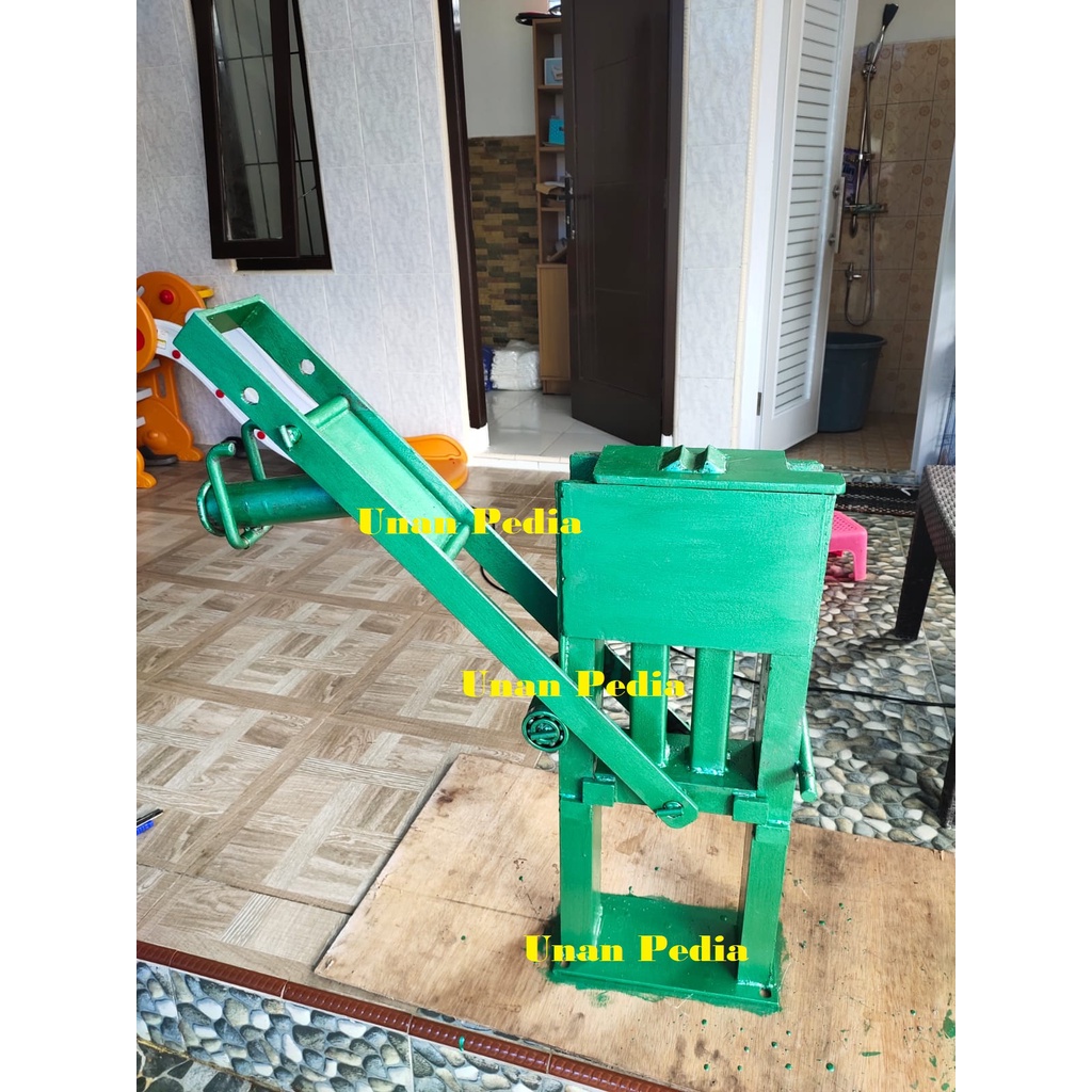 HAND PRESS GENJOT  Alat Cetak Batako dan Paving Genjot Press - Hand Press Batako Paving Manual - Cet