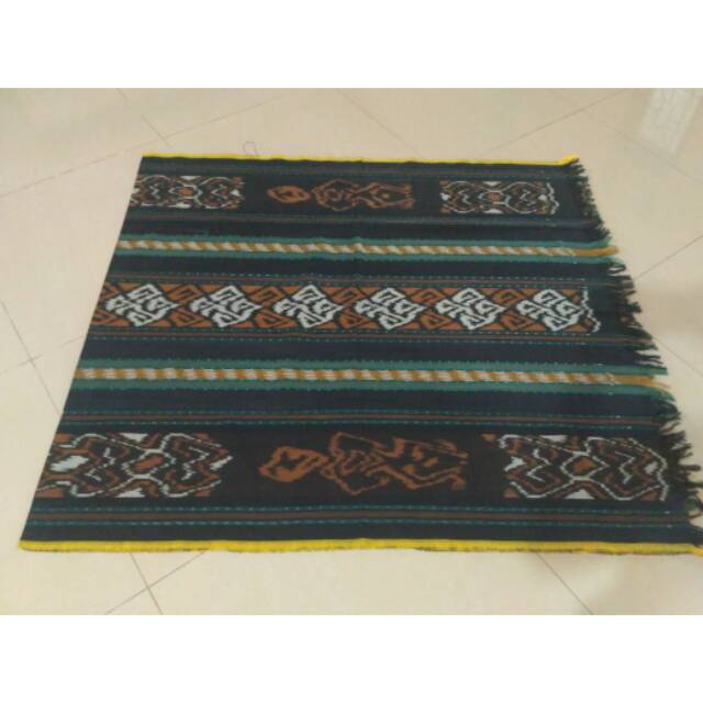 KAIN TENUN IKAT ANTIK TENUN KHAS JEPARA ETHNIC TENUN TORAJA SUMBA NTT MAUMERE ROTE