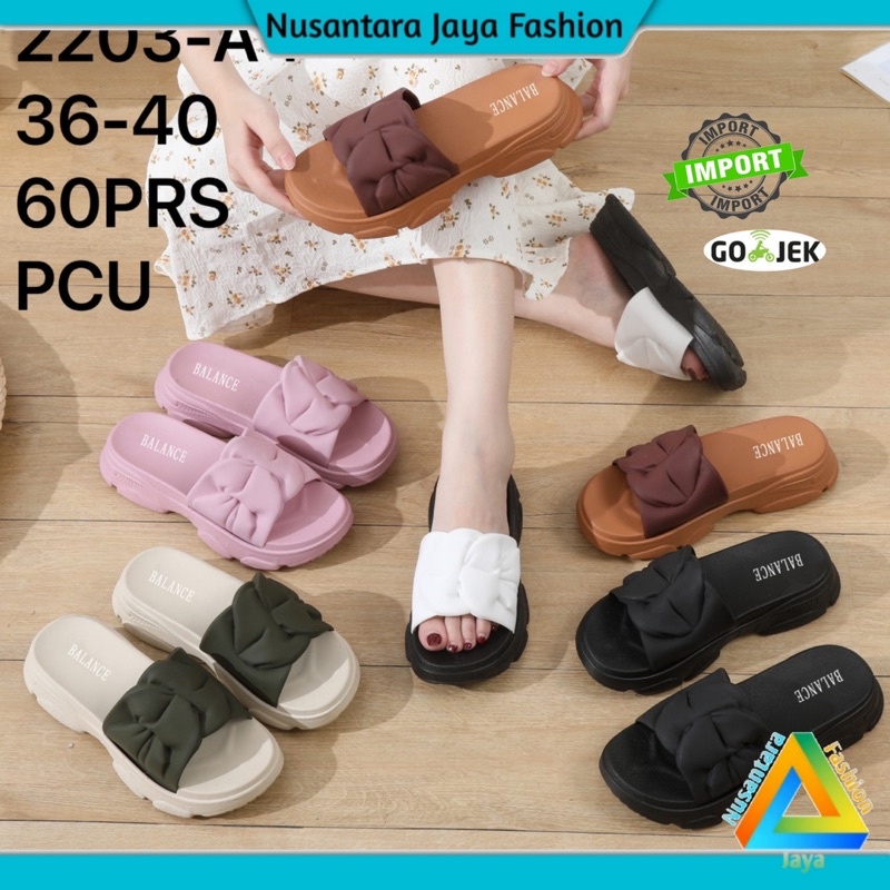 Sandal Selop Wedges Wanita Balance 2203