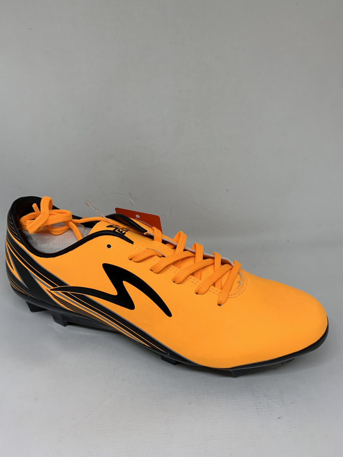 Sepatu bola specs accelerator lightspeed 20 orange pop black new 2020