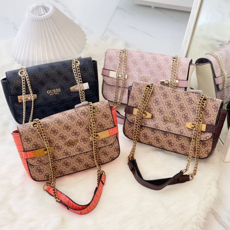 Guess New Arrival tas wanita import CBM 656 signature