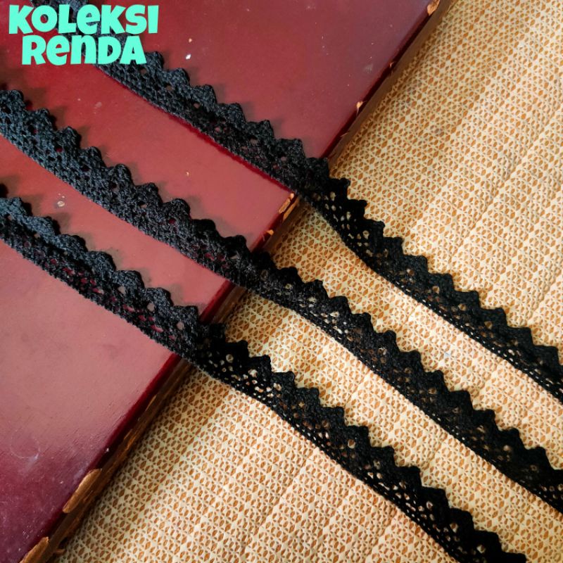 Renda rajut hitam, renda kait hitam (harga per 15yard)