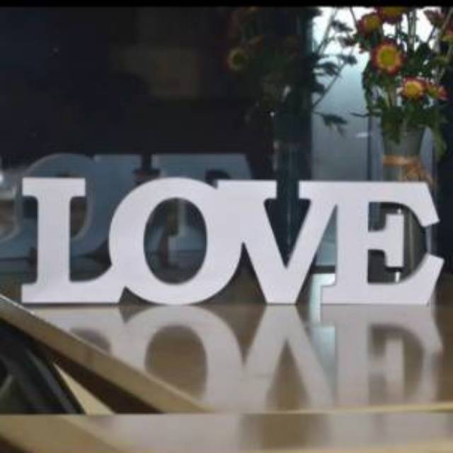 Huruf - Angka kayu 10 cm Satuan Finishing warna - pernis