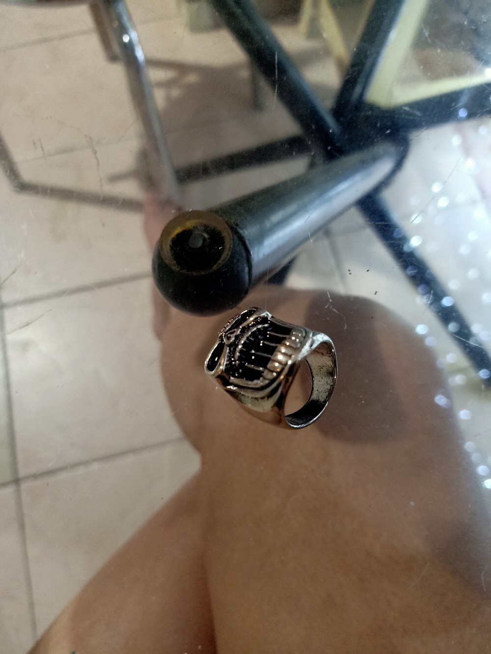 Pembuka Botol Bentuk Tengkorak Bahan Stainless Steel Untuk Kostum Halloween