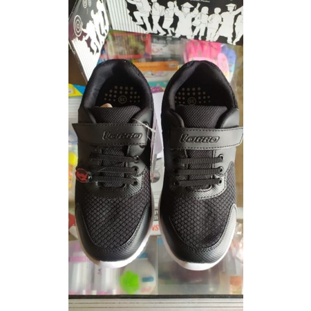 sepatu anak merk Loggo