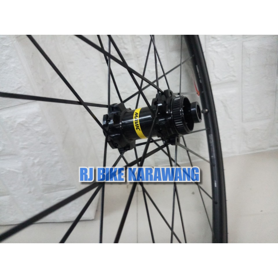 Wheelset Mavic Cosmic Elite UST Disc Brake TA12 x 142 Roadbike