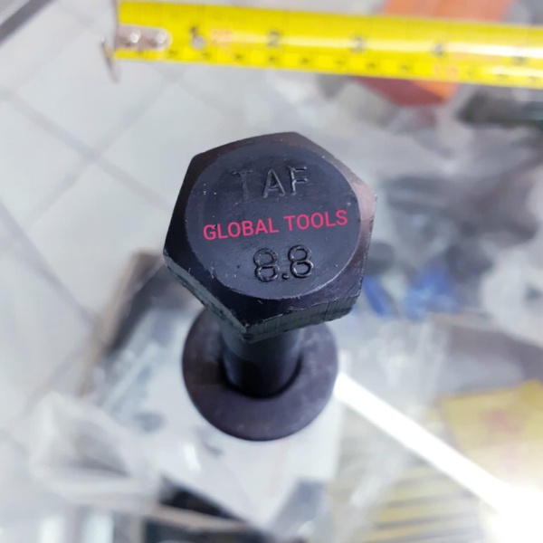 Sale Hot  Baut mur baja 8.8 m14 x 45 full drat Halus baut baja 14 x 45 kunci22 Tools global