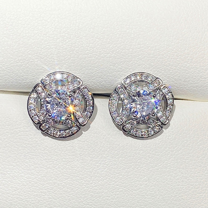 Anting Stud Bentuk Bulat Aksen Cubic Zirconia Untuk Wanita