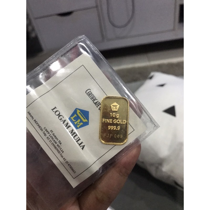 LM  emas Logam mulia 10 gram