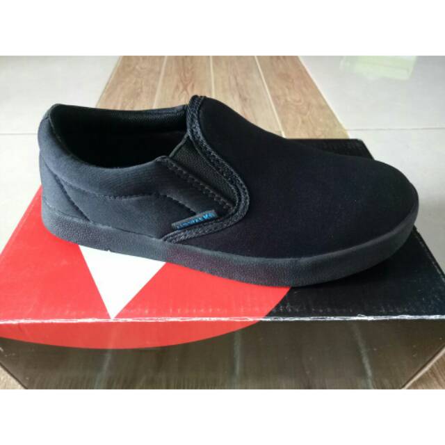 Sepatu Anak Original Airwalk Slip On Hitam Polos