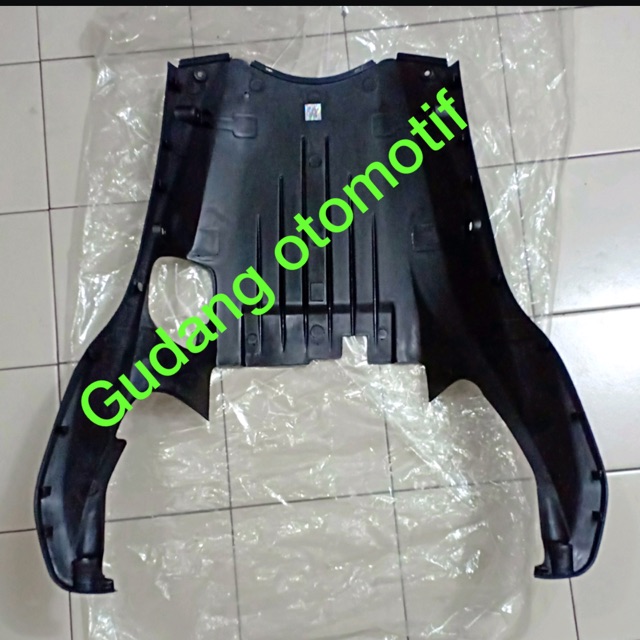 Dek kolong / dek bawah beat karbu