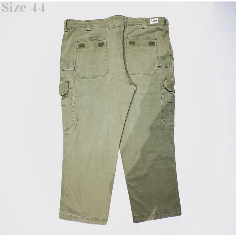 DULUTH TRADING.CO FLEX FIRE CARGO OLIVEG GREEN