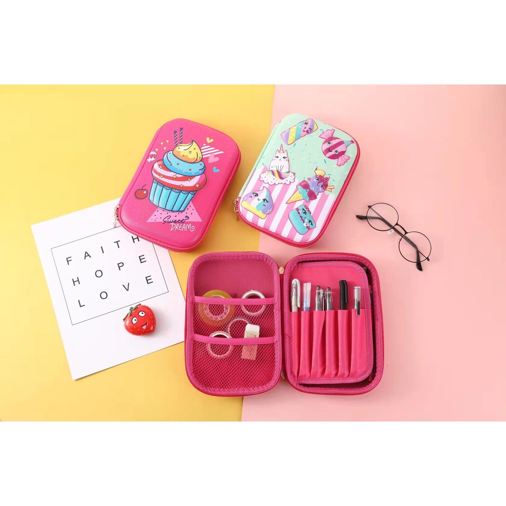 

Tempat Pensil Kotak Pensil Anak Hardcase 3D Motif Lucu Berkualitas