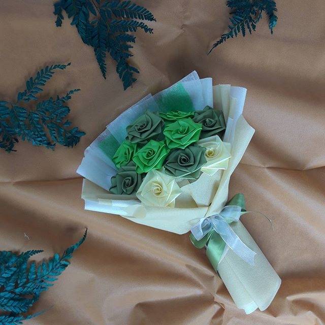 

Famelaflower