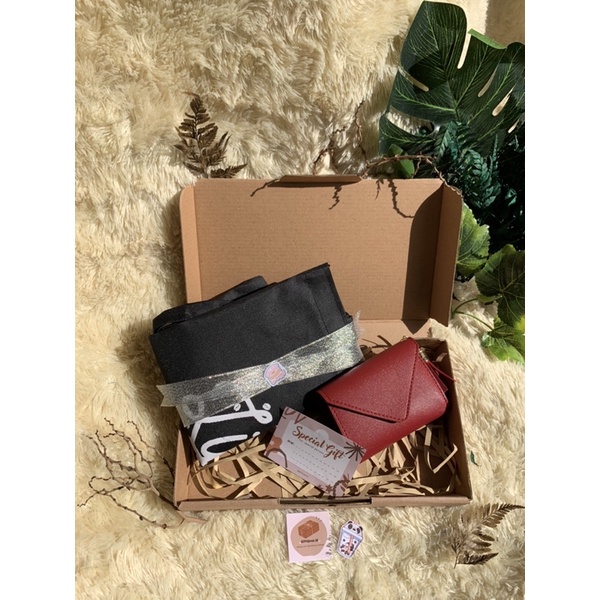 

GIFT BOX MURAH BY GIFTQUAS.ID SPECIAL GIFT FOR SPECIAL PERSON. HAMPERS MURAH