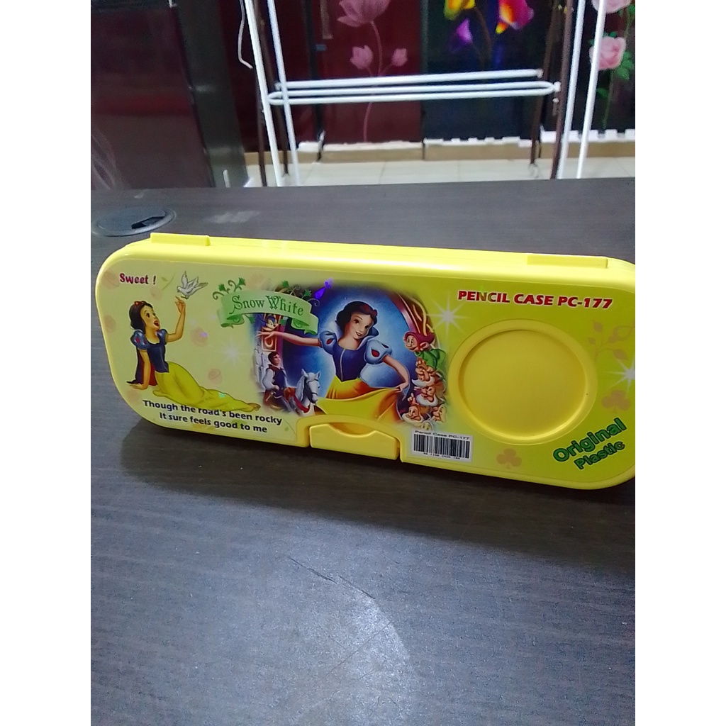

TEMPAT PENCIL CASE PC-177 PLASTIC