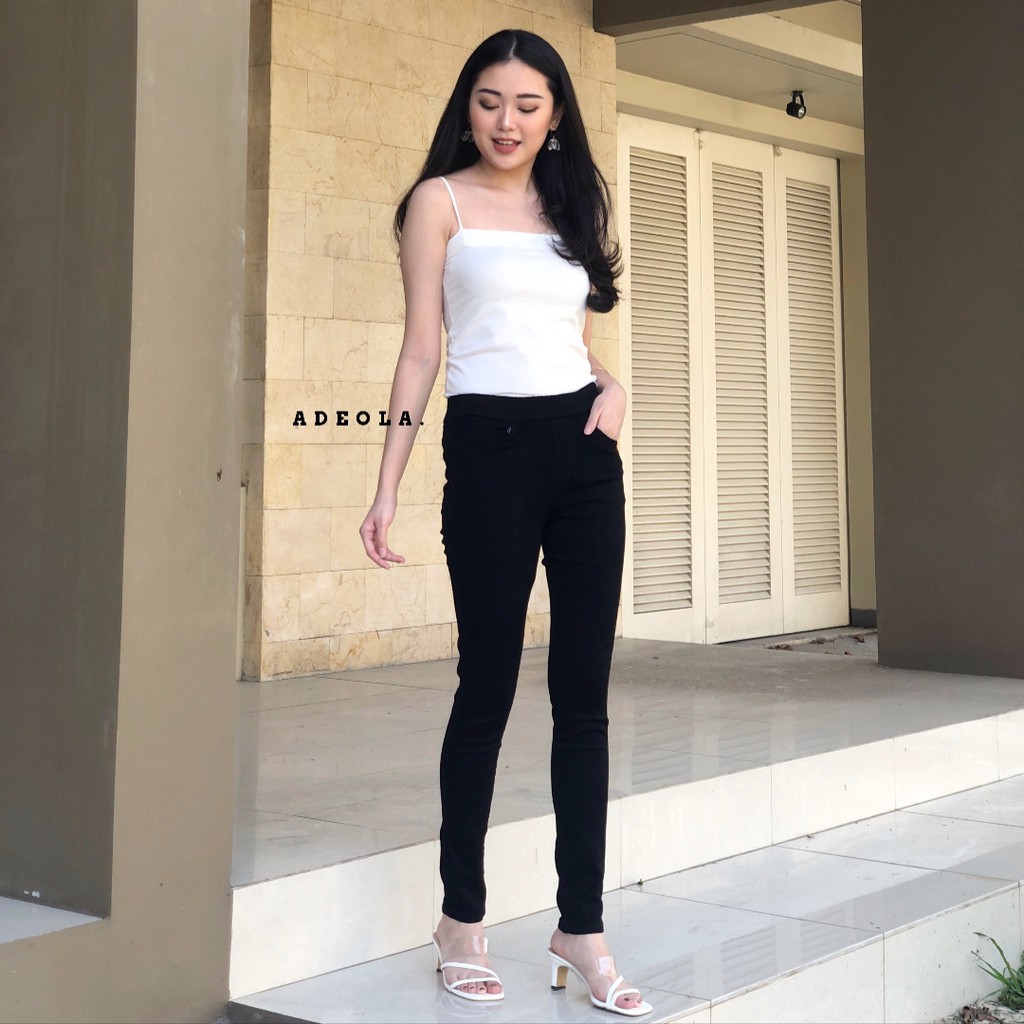 ADEOLA - JEGGING BLACK / CELANA JEGGING /JEGGING / LEGGING / CELANA JEANS HITAM  / CELANA WANITA