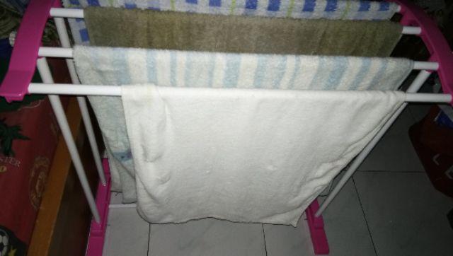Jemuran Handuk