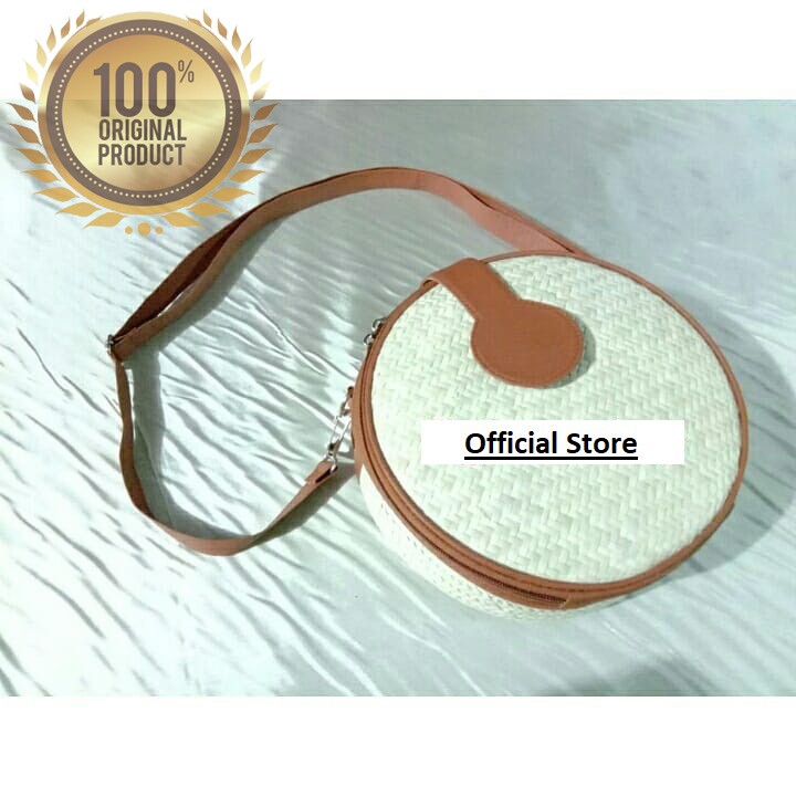 Tas Bulat Wanita Anyaman Pandan