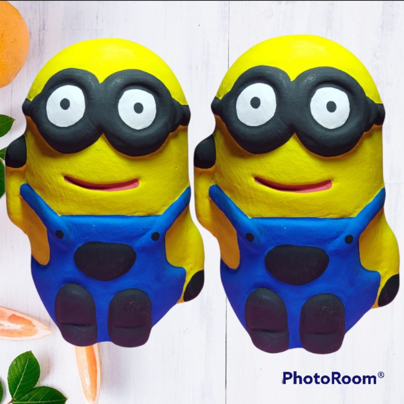 Celengan Minion Target/Unik/Viral/Lucu/Murah/Tanah Liat/Gypsum