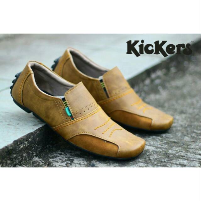 SEPATU PRIA SLOP KICKERS SLIP ON KULIT