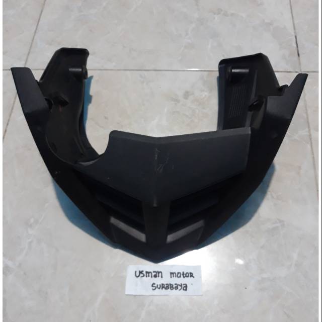 Undercowl cover tutup mesin vixion new original Hitam