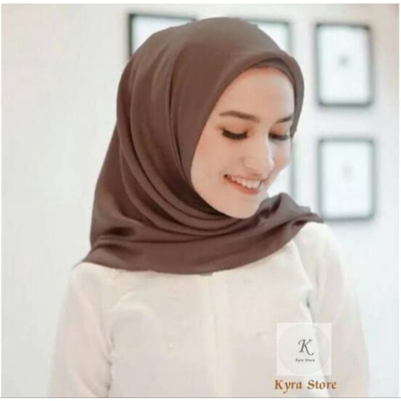 Bella Square / Hijab Bella Square / Hijab Segiempat (Warna Part 2)