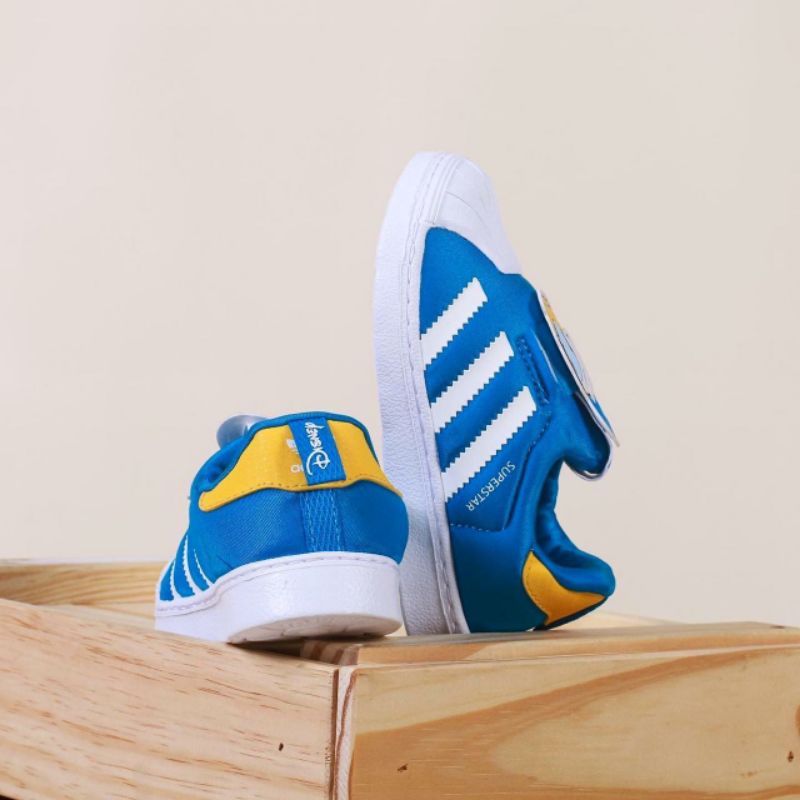 adidas disney gazelle