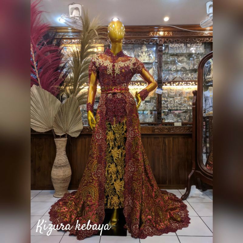 Kebaya Slim Pengantin Batik