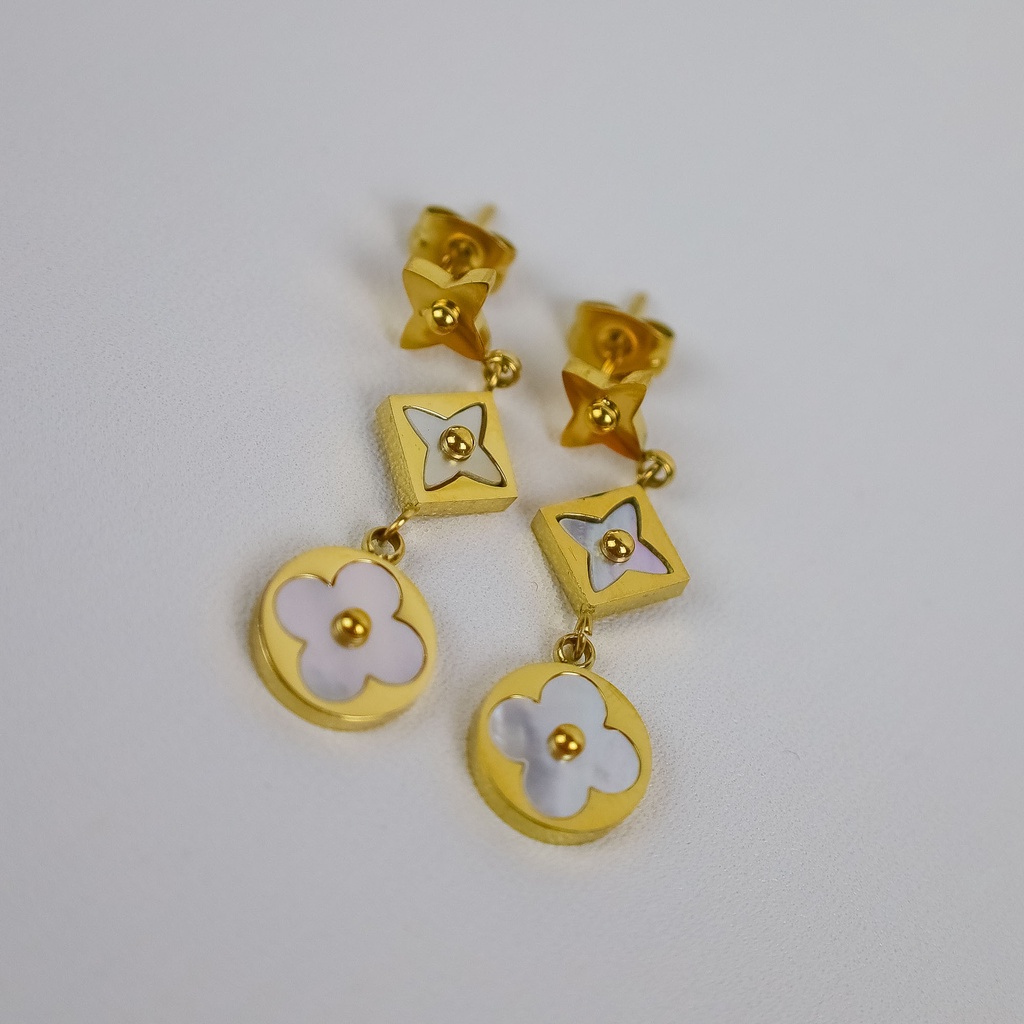 Anting juntai 3 titanium anti karat korea fashion