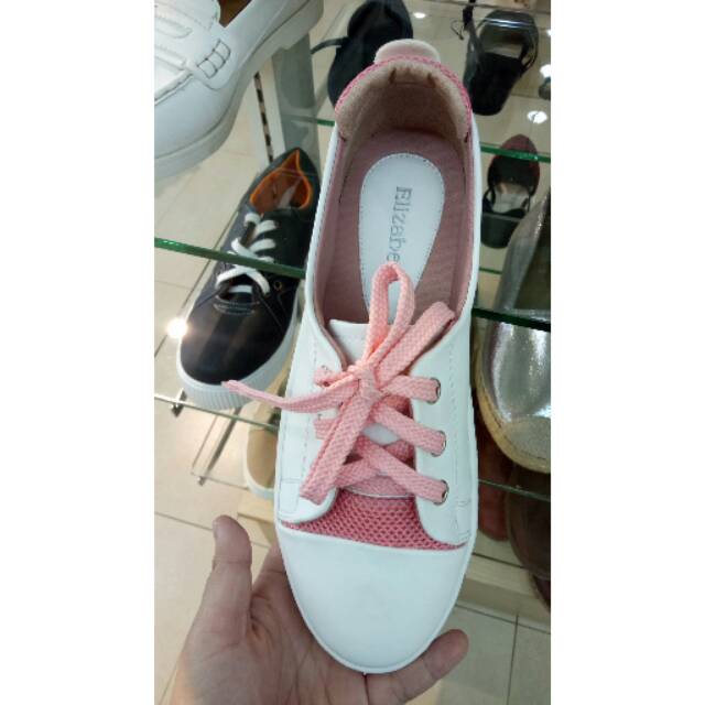 Sepatu Elizabeth putih