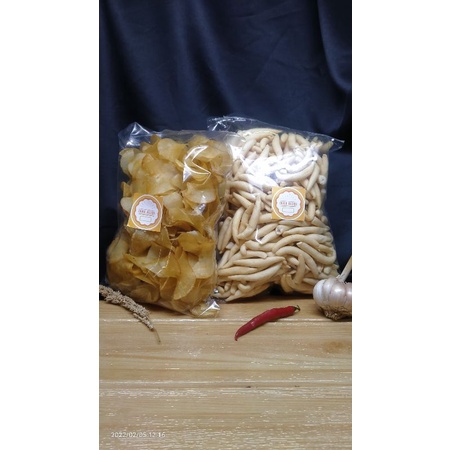 

Kripik Singkong dan Telur Gabus