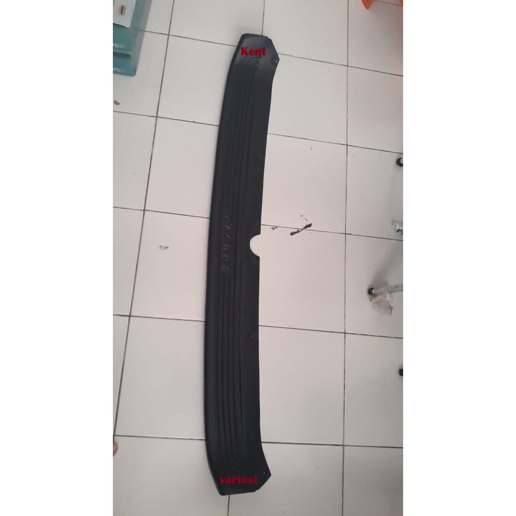 Sillplate/Sill Plate Belakang Kijang 1997 - 2003 Hitam