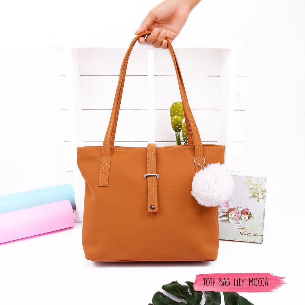 Ubay Shop - Tote Bag Wanita Lucu Bonus Gantungan Bulat pompom random