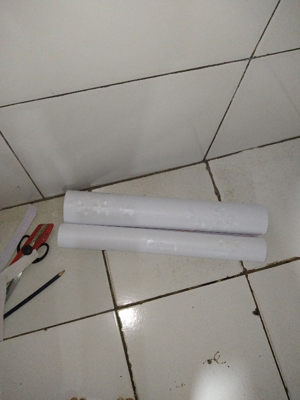 Wallpaper Sticker Dibding Motif Polos Putih Mawar 10m X 45cm