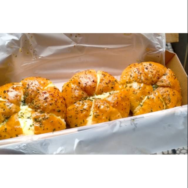 

Korean garlic cheese bread - beli 2 cuma 50k